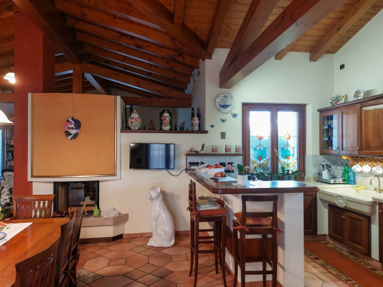 Villa in vendita a Fontanafredda (PN)