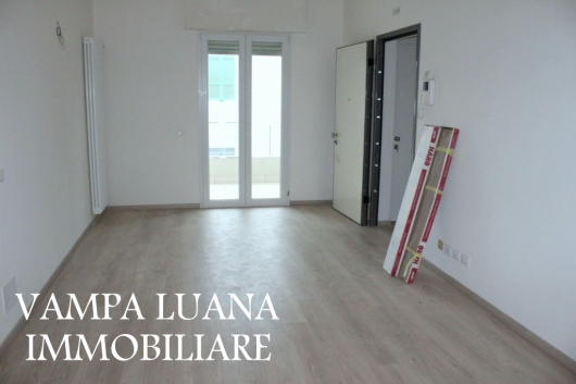  riccione vendita quart:  vampa-luana