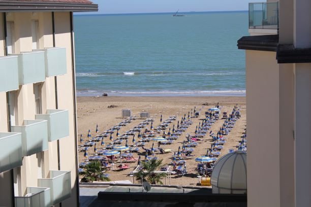  jesolo vendita quart: lido di jesolo pebe spa